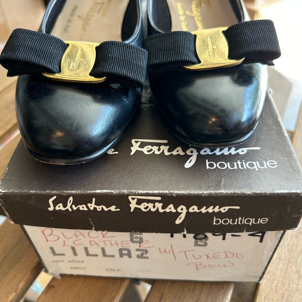 Salvatore Ferragamo black leather shoes 6B - Picture 6 of 7